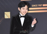 [포토] 아역배우 최승훈, 깜찍한 하트 포즈