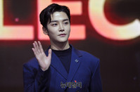 [포토] SF9 로운, 훤칠한 외모