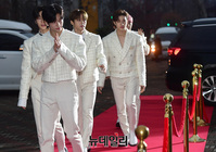 [포토] 뮤지어워즈 레드카펫 밟은 스트레이키즈