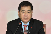 [포토] 모두발언하는 심재철 한국당 원내대표