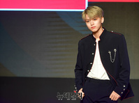 [포토] 이엔오아이 막내 건 '센터 비주얼'