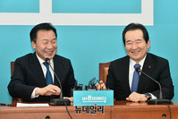 [포토] 정세균 신임 총리, 손학규 예방