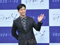 [포토] 옥택연 "전역후 복귀 작이에요"
