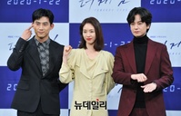 [포토] 시그니처 포즈한 '옥택연-이연희-임주환'