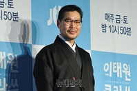 [포토] 유재명, 부드러운 카리스마