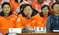 [포토] 발언하는 김종훈 민중당 원내대표