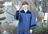 [포토] W프로젝트 김동윤 "오늘 졸업해요"