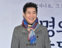 [포토] 뮤지컬 '여명의 눈동자' 시사회 찾은 박상원