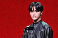 [포토] 더보이즈 주학년 '매료되는 눈빛'