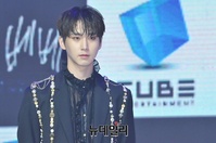 [포토] 펜타곤 신원, 섹시한 눈빛