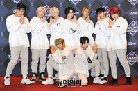 [포토] 생방송 무대 앞둔 다크비