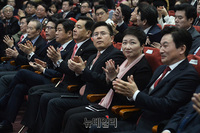 [포토] 미래통합당 창당식 참석한 '황교안-이언주-유의동'