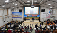 [영상] 김문수 자유통일당 대표 "십자가 질 각오없이 배지 달면 안돼"
