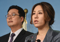 [포토] 박근혜 옥중서신 관련 입장밝히는 '천하람-조성은'