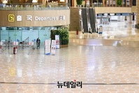 [포토] 한일간 하늘길 끊긴 김포공항, 썰렁한 출국장