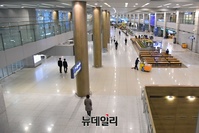 [포토] 텅빈 인천공항, 공항시설사용료 감면 대책 발표