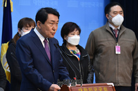 [포토] 불법 선거운동 조사 요구하는 안상수 