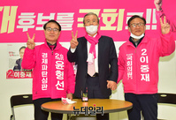[포토] 인천 계양구 지원유세 나선 김종인 총괄선대위원장