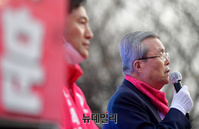 [포토] 오세훈 지원사격 차 광진구 찾은 김종인 