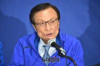 [포토] 모두발언 하는 이해찬 더불어민주당 대표