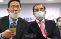 [포토] 개표방송 지켜보는 태구민