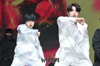 [포토] '소울메이트'로 화려하게 데뷔한 H&D