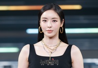 [포토] 주얼리로 포인트 준 이다희