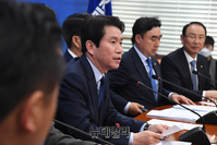 [포토] 발언하는 이인영 더불어민주당 원내대표