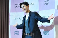 [포토] 김동준, 자신감 넘치는 포즈