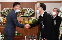 [포토] 주호영 부친 빈소 찾은 김수남 전 검찰총장