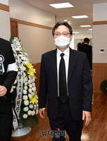 [포토] 주호영 부친 빈소 찾은 조명철 전 의원