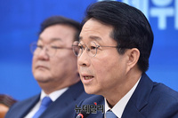 [포토] 모두발언하는 조정식 정책위의장