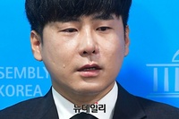 [포토] 동생 구하라 생각에 눈물 흘리는 구호인 씨