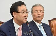 [포토] 주호영, 미래통합당 비대위 참석