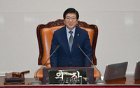 [포토] 국회 원구성 연기…박병석 의장 "여야 합의 위해 3일의 시간 드리겠다"