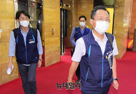 [포토] 김태년 원내대표 비공개 예방하는 김명환 민노총 위원장