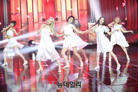 [포토] 걸그룹 '네이처' 타이틀곡 '어린애'로 컴백