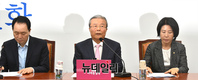 [포토] 모두발언 하는 김종인 미래통합당 비상대책위원장