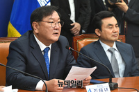 [포토] 발언하는 김태년 민주당 원내대표