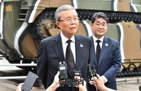 [포토] 질문에 답하는 김종인 미래통합당 비상대책위원장