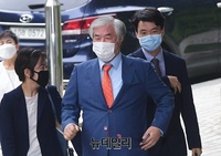 [포토] 전광훈 한기총 대표회장, 석방 후 첫 재판 출석