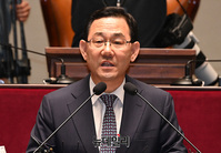 [포토] 국회 본회의 앞두고 열린 의총, 발언하는 주호영 