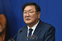 [포토] 모두발언 하는 김태년 더불어민주당 원내대표