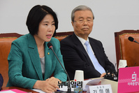 [포토] 발언하는 김미애 통합당 저출생특위 위원장