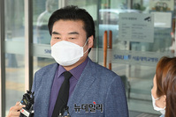 [포토] 원유철, 안희정 모친 빈소 조문