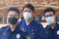 [포토] '라임사태' 핵심인물 김정수 회장, 영장실질심사 출석