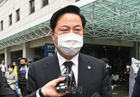 [포토] 故 박원순 시장 관련 발언하는 김두관