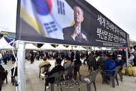 [포토] 조문객으로 붐비는 백선엽 장군 광화문 시민분향소