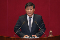 [포토] 전해철, 국회 정보위원회 위원장 선출...18개 상임위 독식 완성