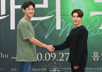 [포토] 양승리-김찬호 "비즈니스 관계에요"